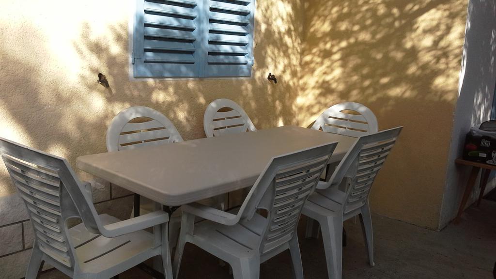 Anini Dvori Apartma *